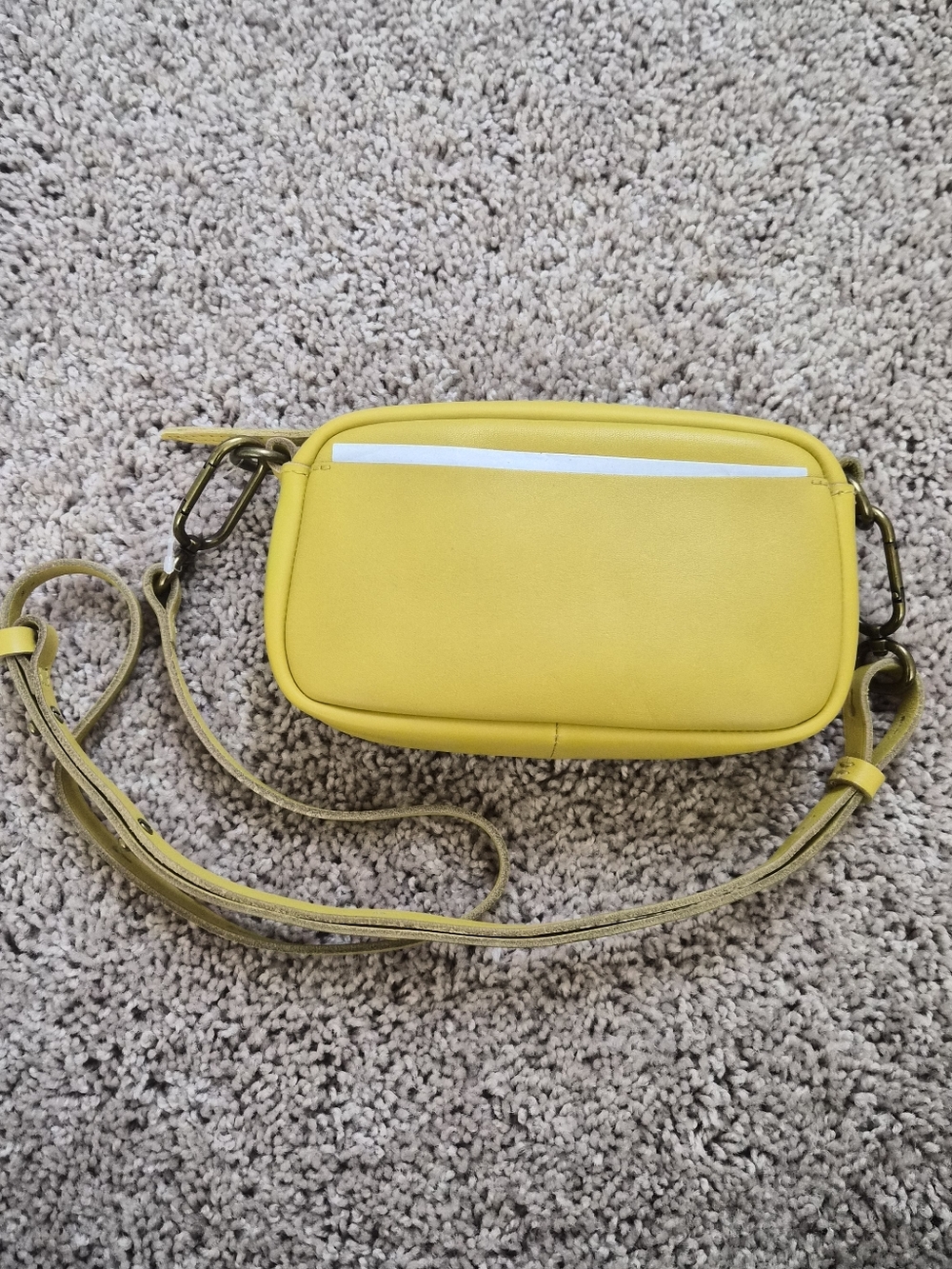 NWT Madewell The Leather Carabiner Mini Crossbody Bag in Guilded Chartreuse - Picture 3 of 5